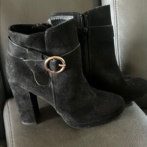 Elegant Black Ankle Boots with Gold Accent